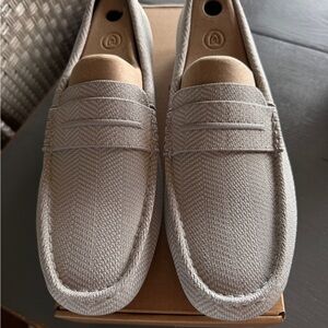 Rothy's Men's Light Gray Loafers